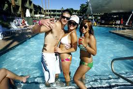 College-Vacation