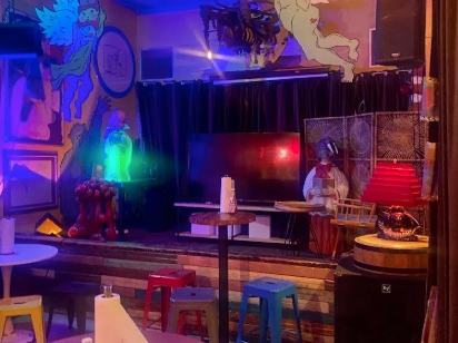 Glam Meets Grind at XY Bar