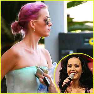 katy-perry-pink-hair