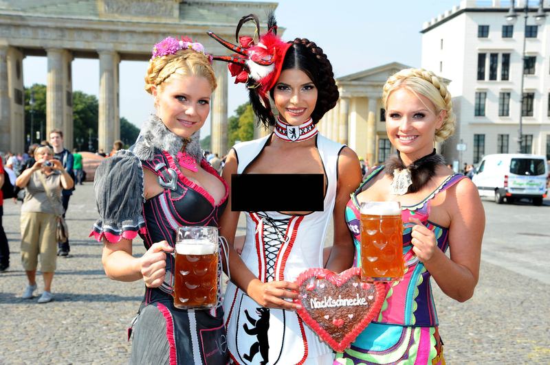 Micaela Schaefer posing Wiesn (Oktoberfest) themed photoshoot