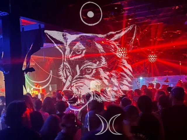 Glam Meets Grind at XY Bar