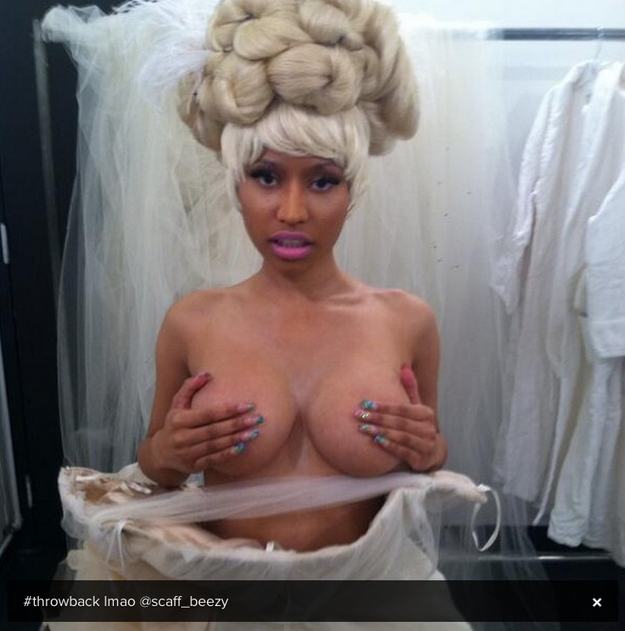 nickiminajtopless