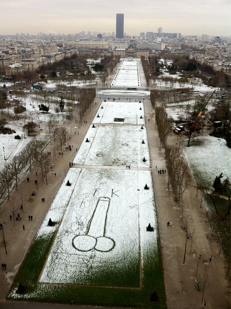 peniseiffeltower